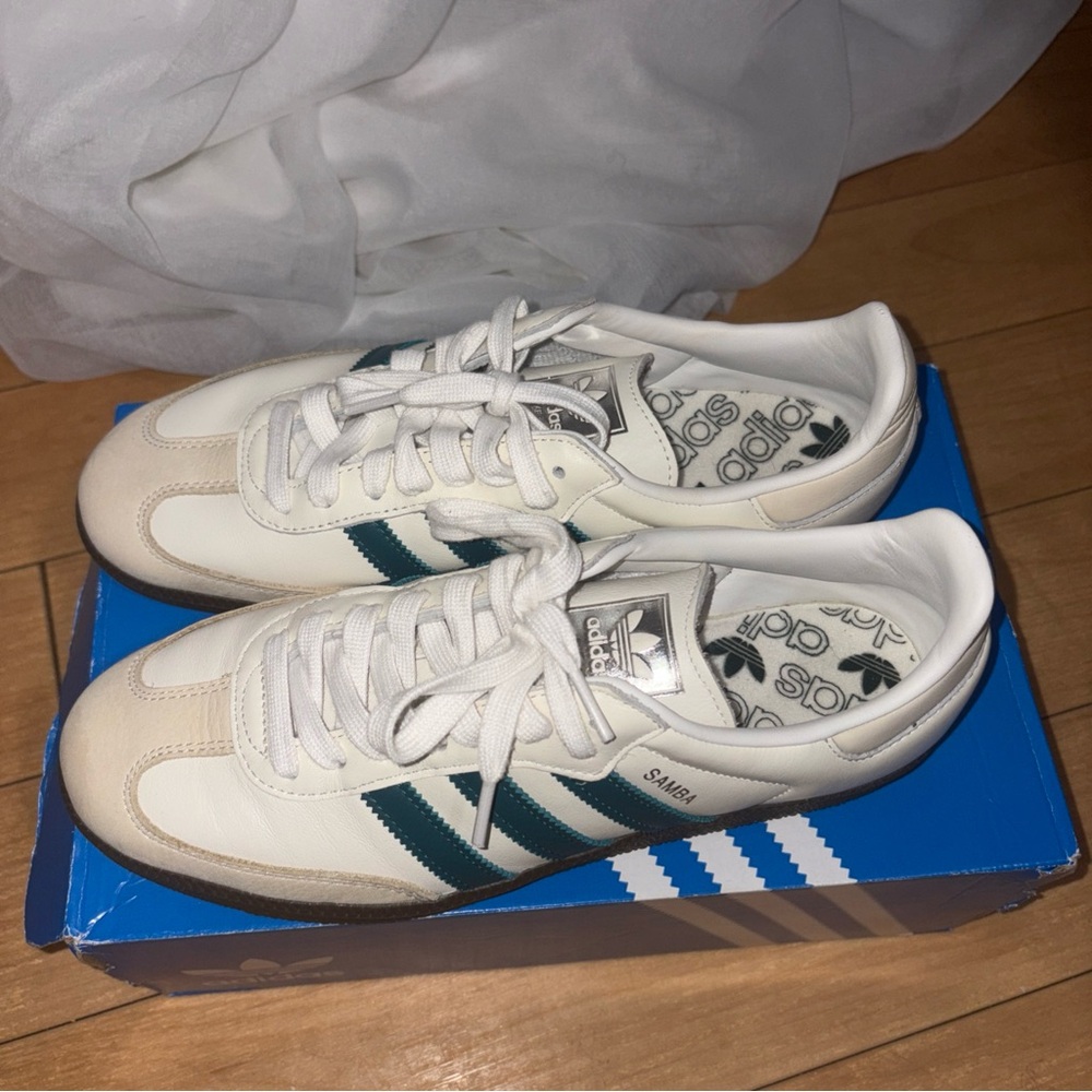 Adidas Samba White with Green Stripes Sneakers - Picture 7 of 7